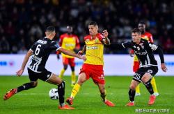 赛博朋克闪躲三次敌人攻击-开云平台